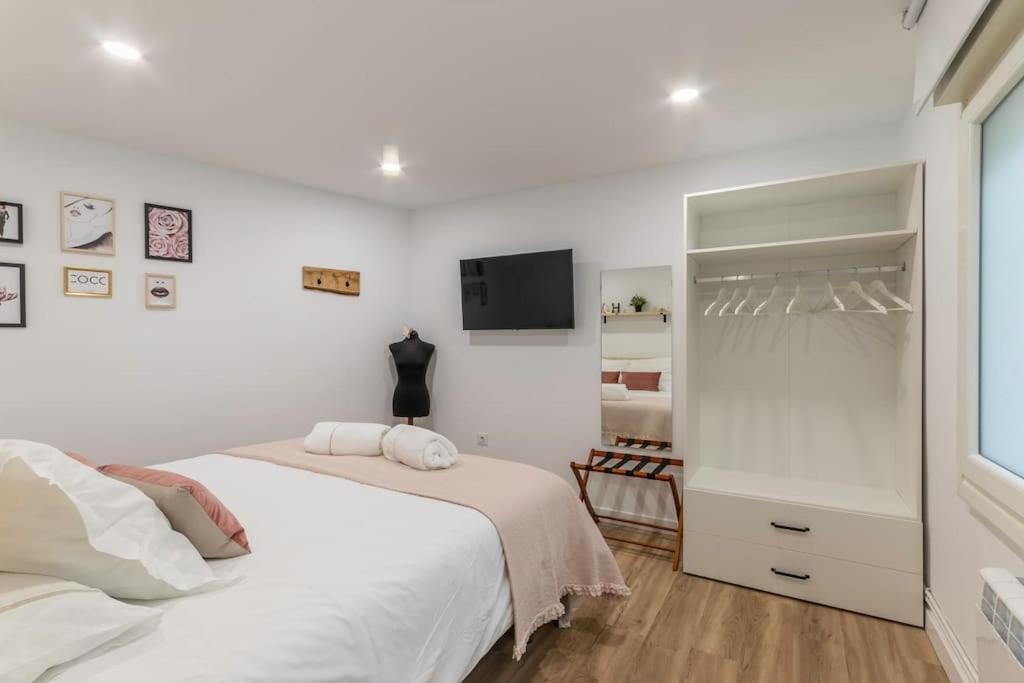 Apt In The Old Town With Cool Terrace!! Private Parking Bilbao Exterior photo